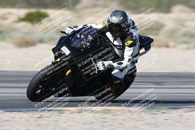 media/Jan-15-2026-Racers Edge (Thu) [[dfebeb70ab]]/3-B Group/Session 4 (Turn 6 Inside)/